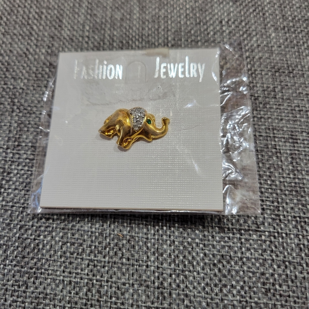 Elephant Pin